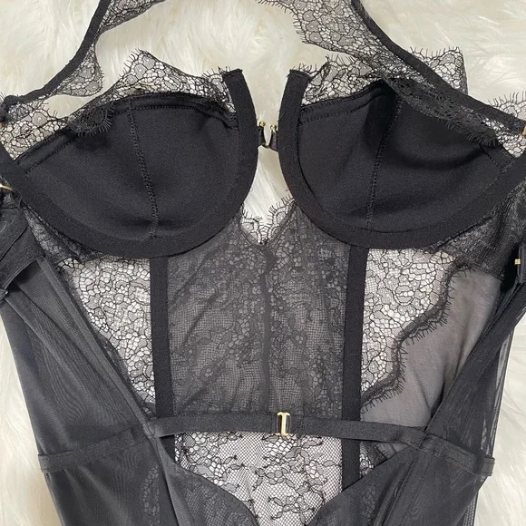 36C Vs Victoria’s Secret Crystal Fashion Show scandalousSeduction garter bustier - Picture 4 of 11